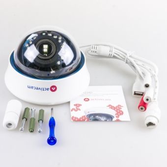 Внутренняя 2Мп купольная IP-камера ActiveCam AC-D3123IR2 с вариообъективом
